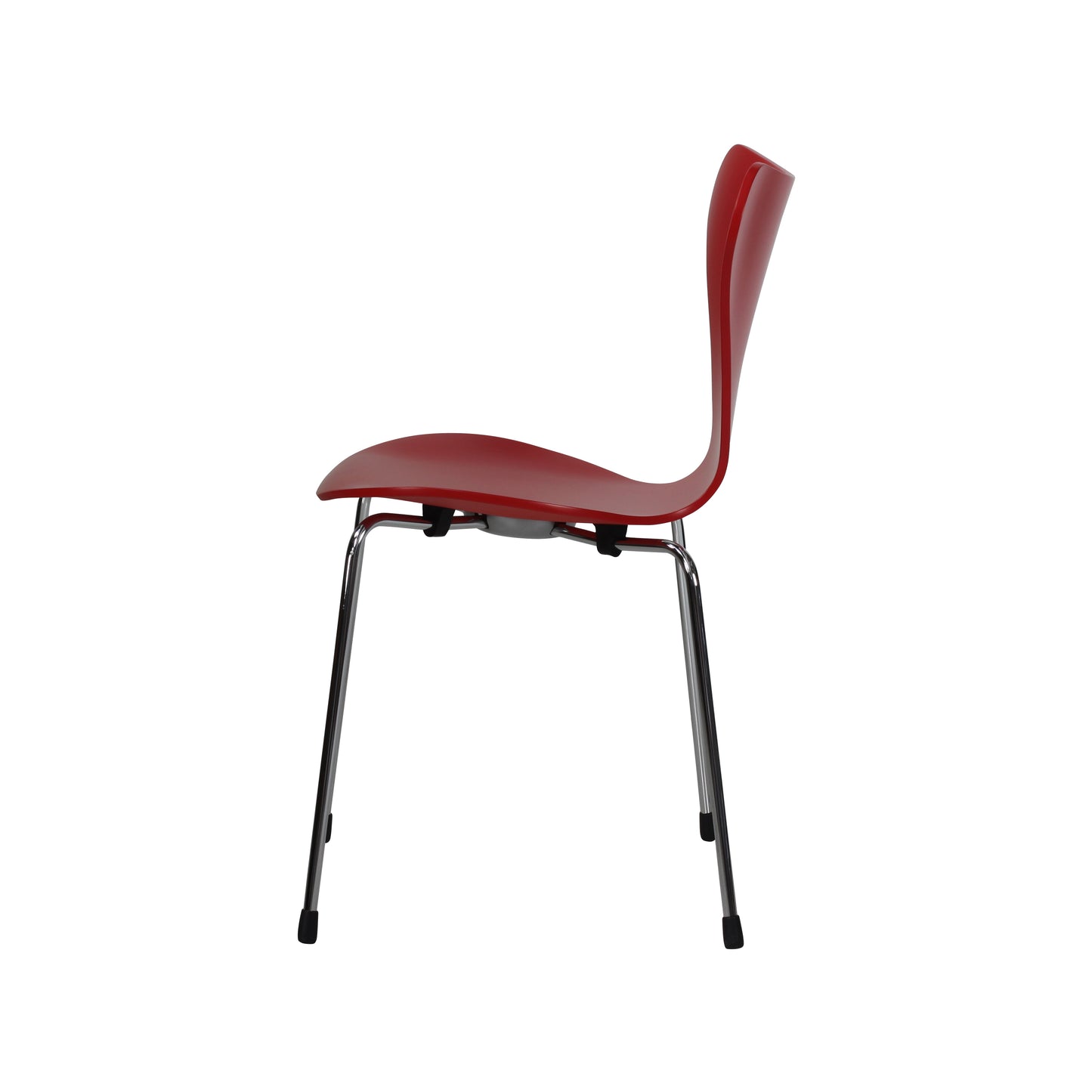 Jacobsen stackable chair |  Red | Side